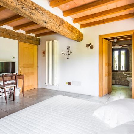 Agriturismo Il Salice Tizzano Val Parma Εξωτερικό φωτογραφία