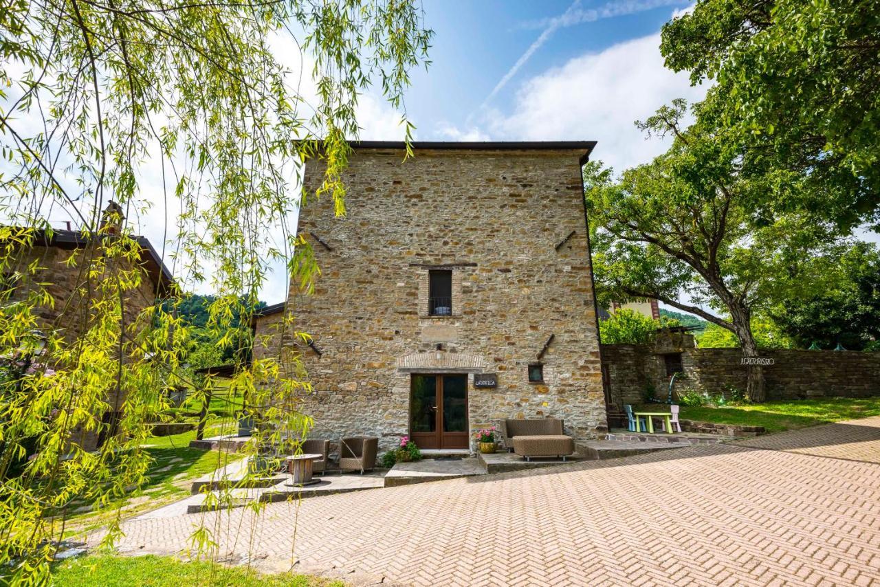 Agriturismo Il Salice Tizzano Val Parma Εξωτερικό φωτογραφία