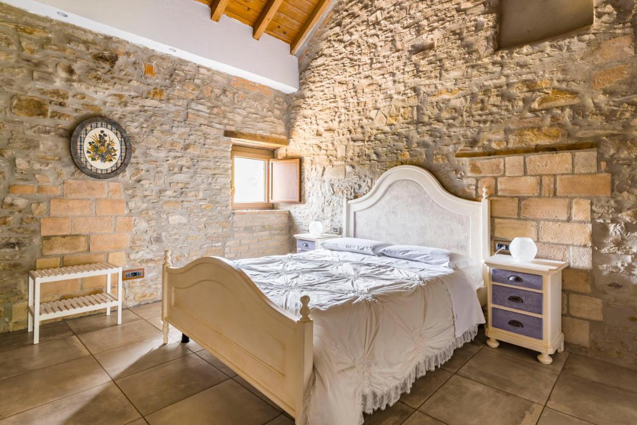 Agriturismo Il Salice Tizzano Val Parma Εξωτερικό φωτογραφία