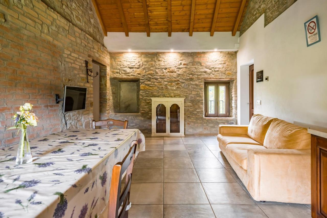 Agriturismo Il Salice Tizzano Val Parma Εξωτερικό φωτογραφία