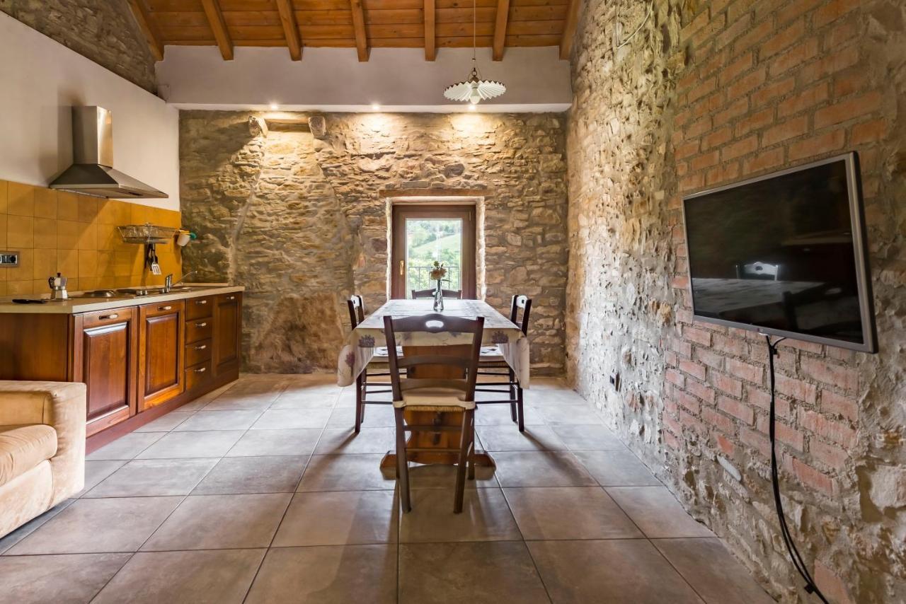 Agriturismo Il Salice Tizzano Val Parma Εξωτερικό φωτογραφία
