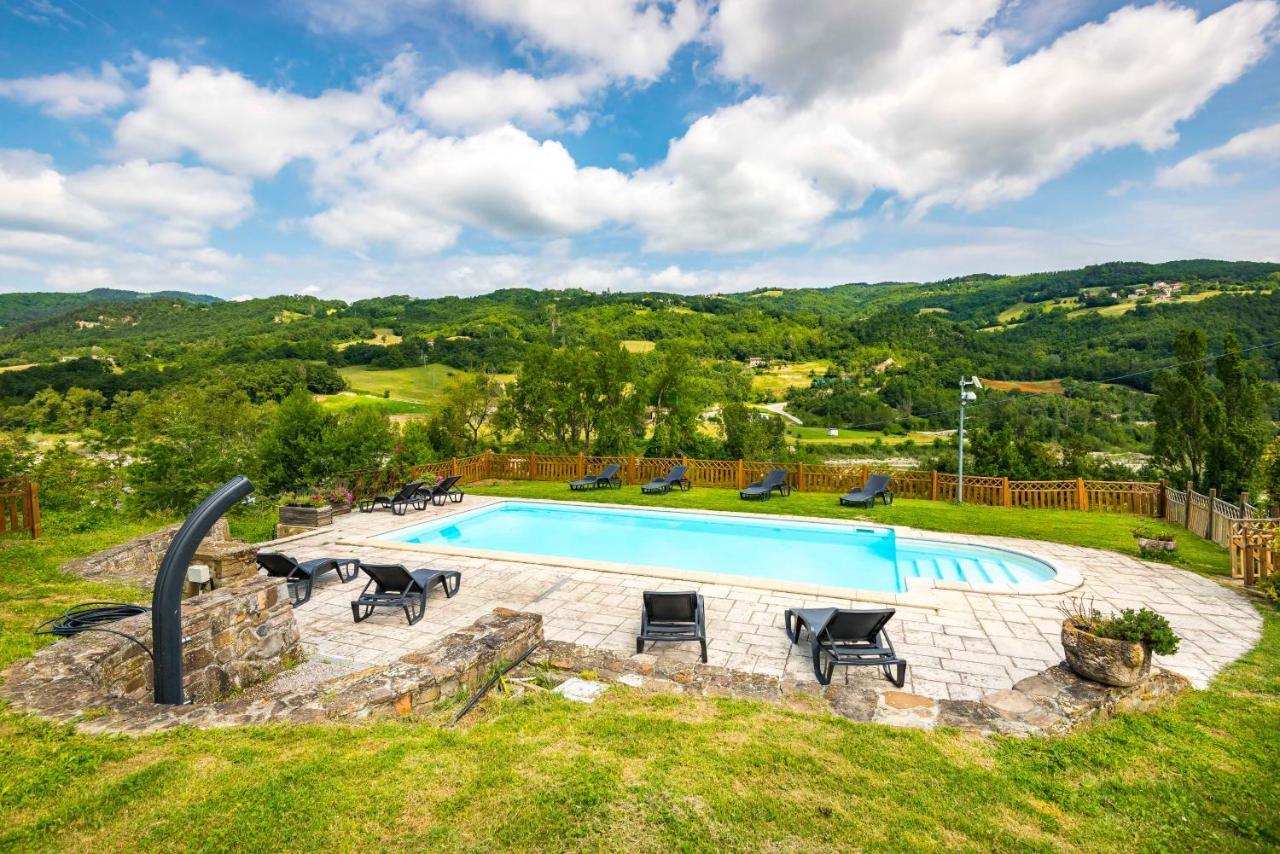 Agriturismo Il Salice Tizzano Val Parma Εξωτερικό φωτογραφία