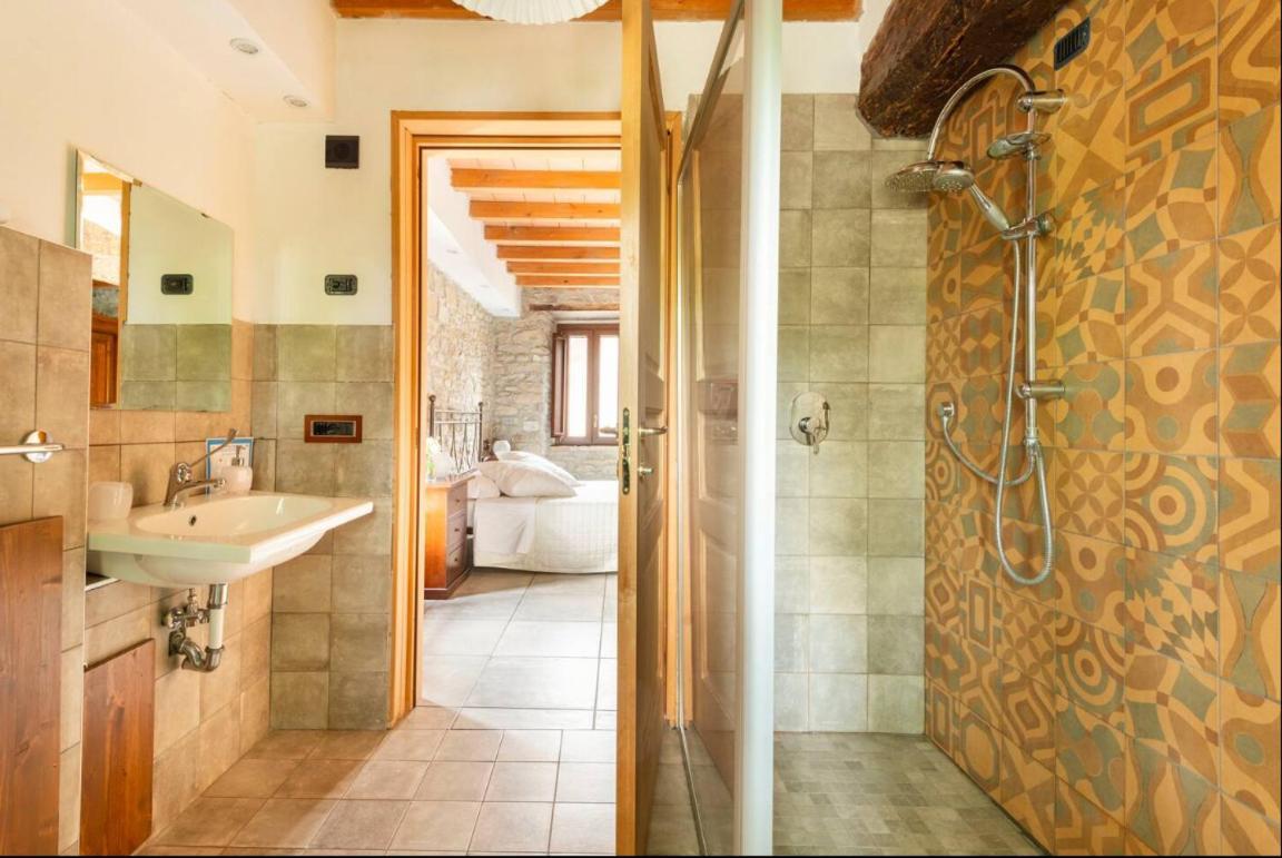 Agriturismo Il Salice Tizzano Val Parma Εξωτερικό φωτογραφία
